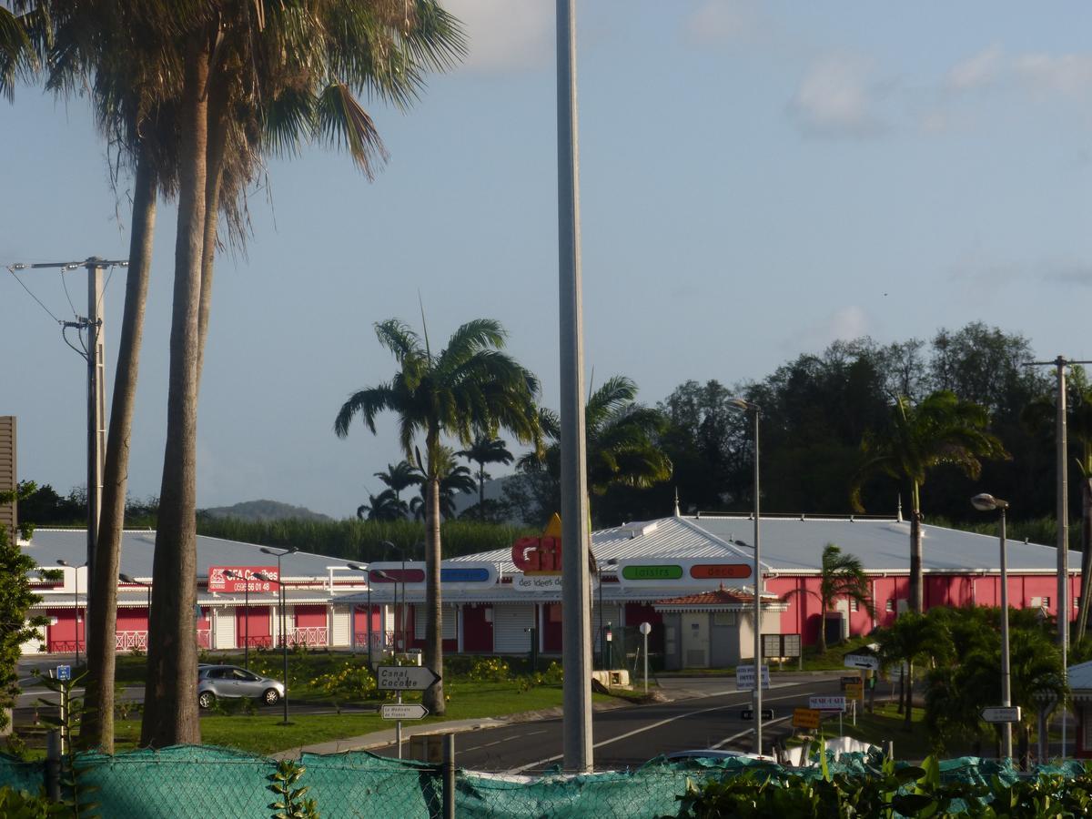 Airport Hotel Ducos Buitenkant foto