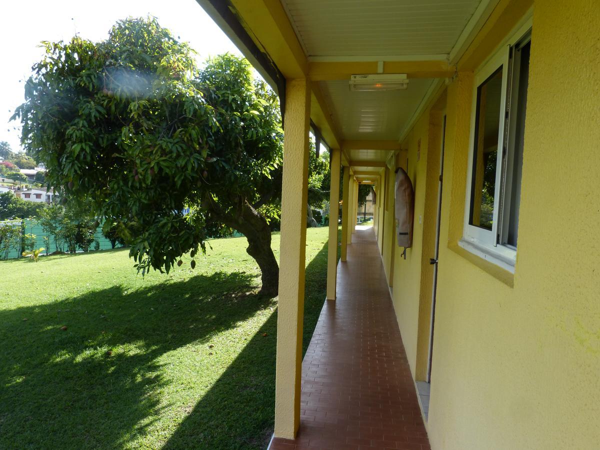 Airport Hotel Ducos Buitenkant foto